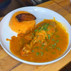 Seco de Pollo Lunch