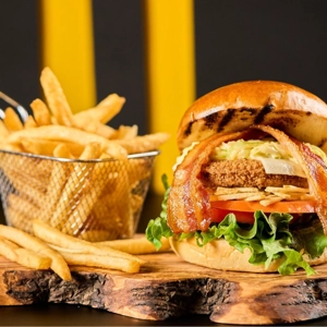 Hamburguesa Pio Pio