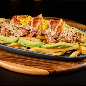 Salchipapas Deluxe.