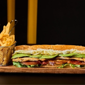 Sandwich Pollo & Aguacate