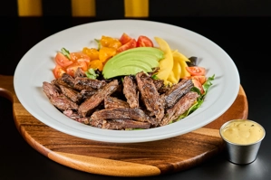 SKIRT STEAK SALAD