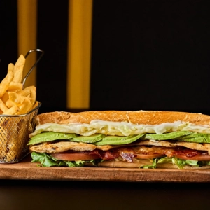 Sandwich Pollo & Aguacate