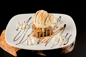 BROWNIE WITH ICE CREAM