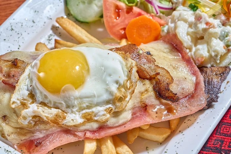CHIVITO AL PLATO