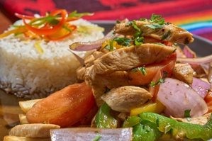 POLLO SALTADO