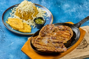 GRILLED BEEF - lentil  mix rice