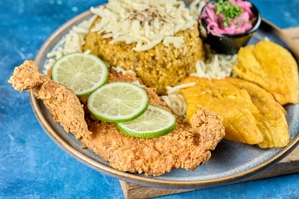 FILETE DE CORVINA FRITA-ARROZ MORO