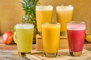 JUGO DE FRUTAS (EN LECHE)