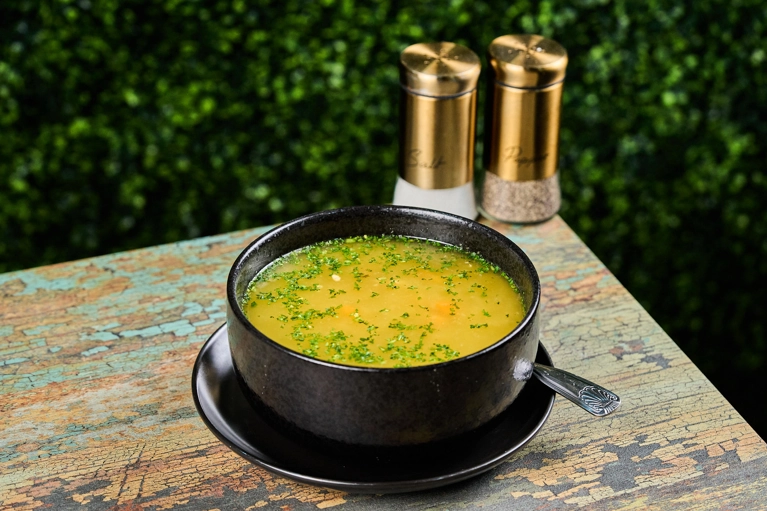 CHICKEN SOUP (LARGE)