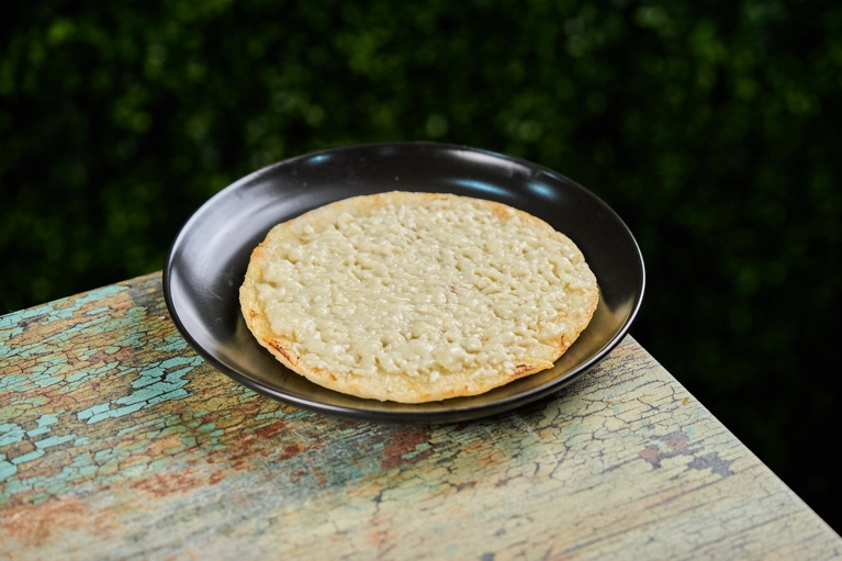 AREPA CON QUESO