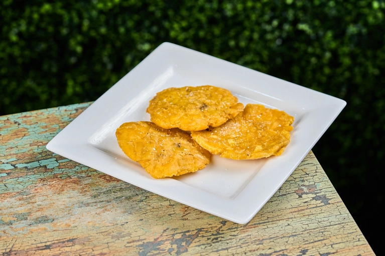 TOSTONES