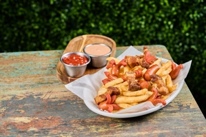 MIXED SAUSAGE WITH FRENCH FRIES