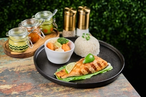 GRILLED SALMON FILLET