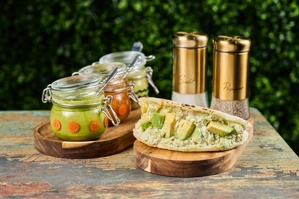 REINA PEPIADA (CHICKEN & AVOCADO CORN CAKE)