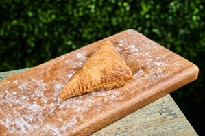 CHEESE AND GUAVA PASTRY