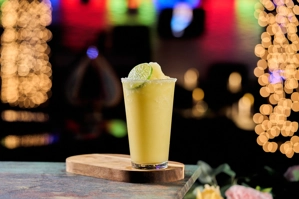 MANGO BICHE LEMONADE 