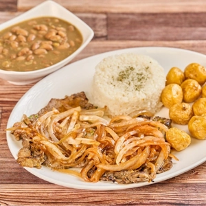 Carne Encebollada