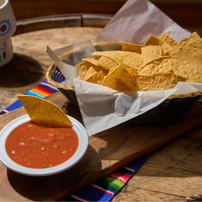 Chips & Salsa