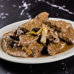 Higado Guisado.