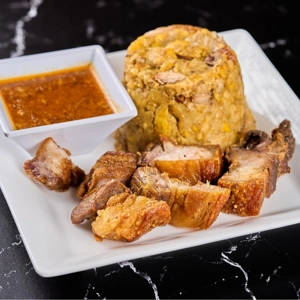 Mofongo con Chicharrón