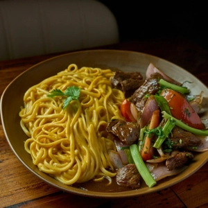 Lomo a la huancaína