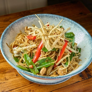 Chicken lo mein