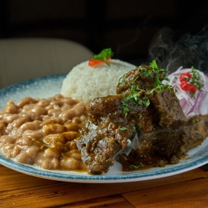 Cabrito Bandeja