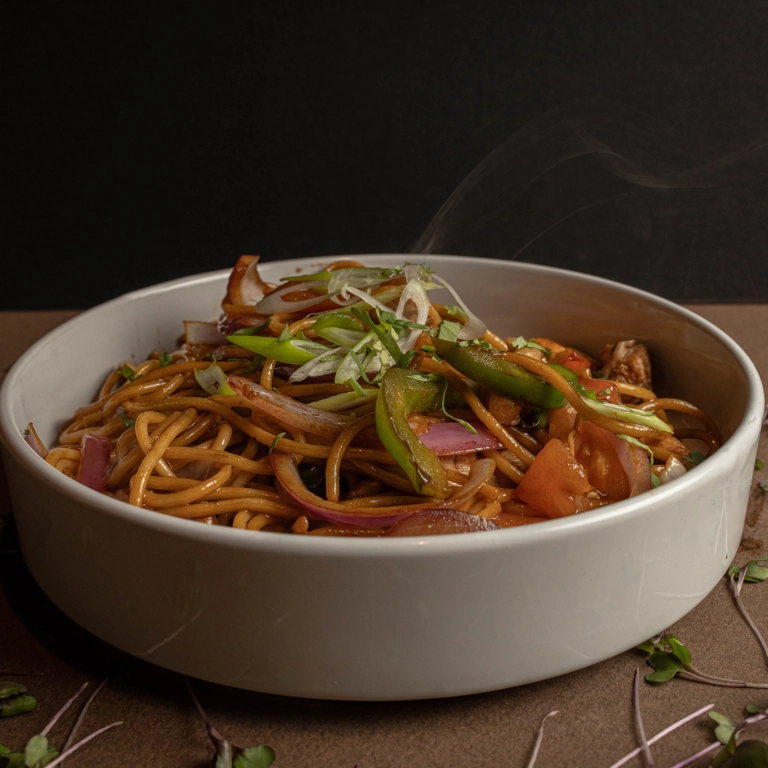 Tallarín Saltado de Pollo