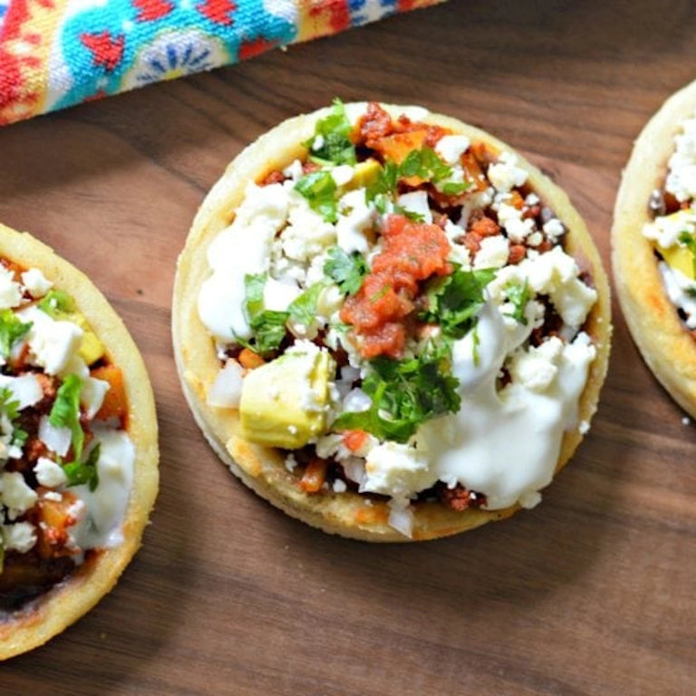 Sopes Al Pastor