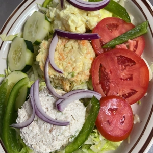 Tuna Salad Plate