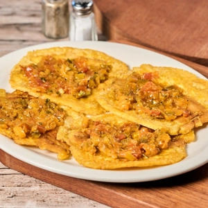Tostones Con Hogao