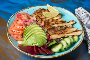 ENSALADA MIXTA CON POLLO