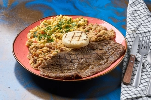 CALENTADO CON HUEVOS PERICOS