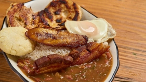 Traditional Plate w/ Grilled Chicken Breast