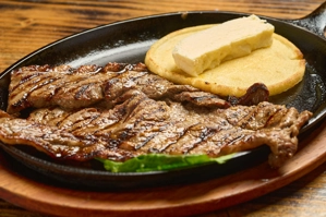 Grilled Steak w/ Corn cake w/ Cheese
