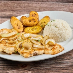 Pechuga Encebollada