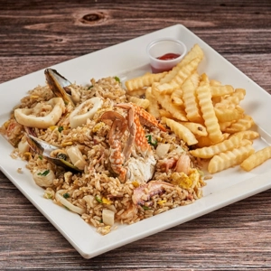 Arroz Chaufa de Mariscos