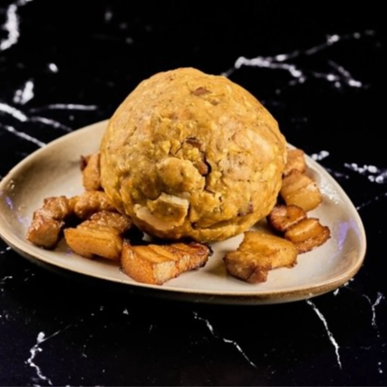 Bolon De Chicharron