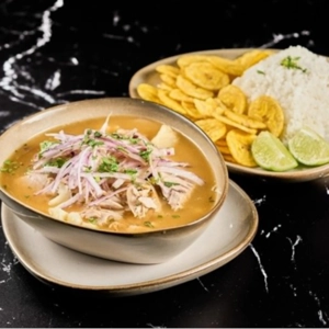 Encebollado De Pescado