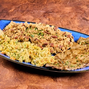 Calentado Pericos, Carne Asada