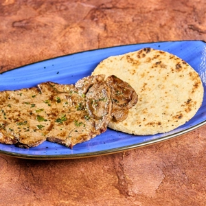 Carne Asada de Desayuno Arepa G