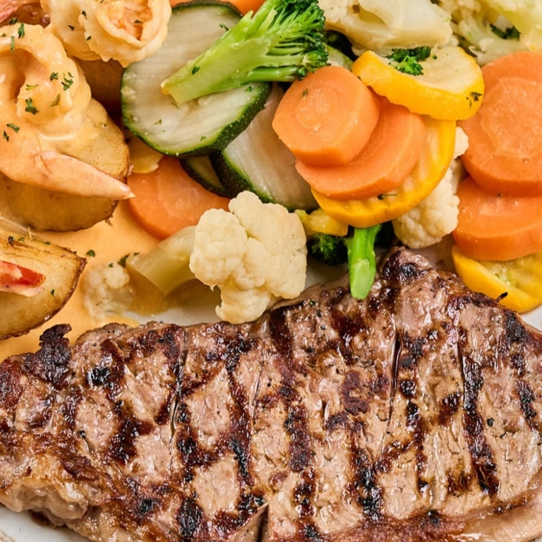 NY COMBO / 1/2 Grilled Sirloin, shrimps in Garlic sauce