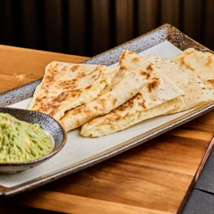 Quesadilla De Pollo / Chicken Quesadilla