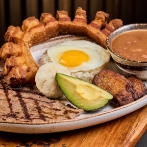 Bandeja Tipica / Typical Platter