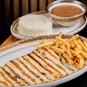 Pechuga A La Plancha / Grilled Chicken Breast