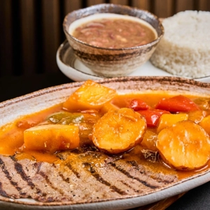 Bistec A La Criolla / Steak in Creole Sauce