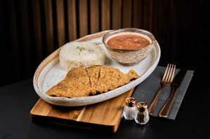 Milanesa de Res / Breaded Beef