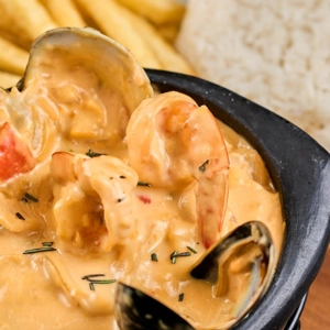 Cazuela De Mariscos / Creamy Seafood Soup