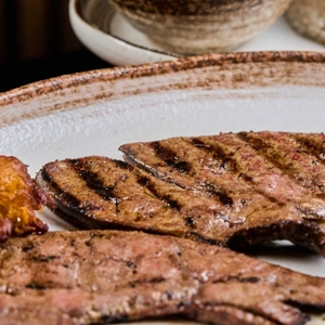 Higado A La Plancha / Grilled Beef Liver