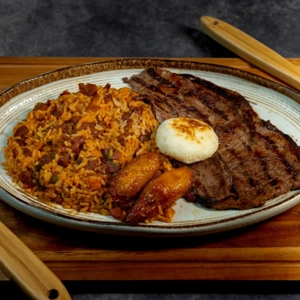Calentado Con Carne Asada / Mixed Rice and Grilled Steak